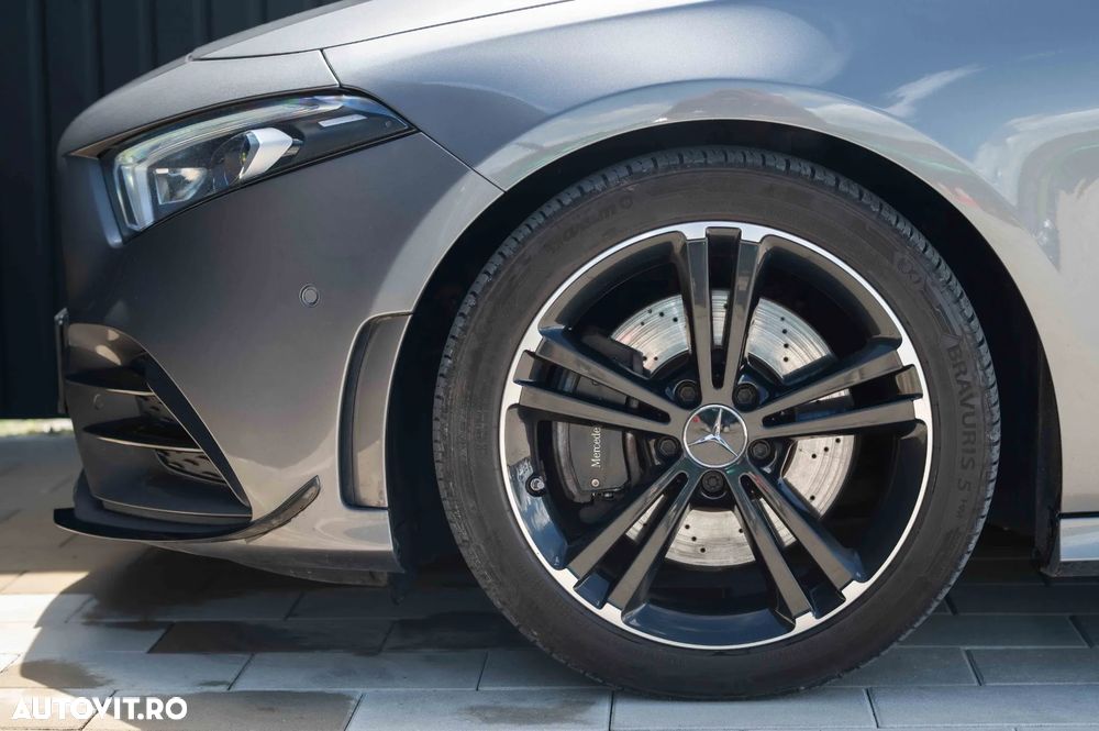 Mercedes-Benz A 220 d 4Matic 8G-DCT Advanced AMG Line - 35
