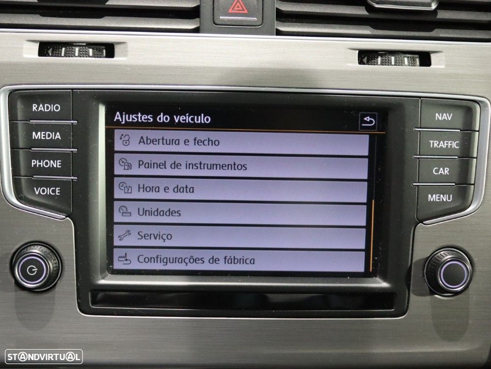 VW Golf 1.6 TDi BlueMotion Confortline - 30