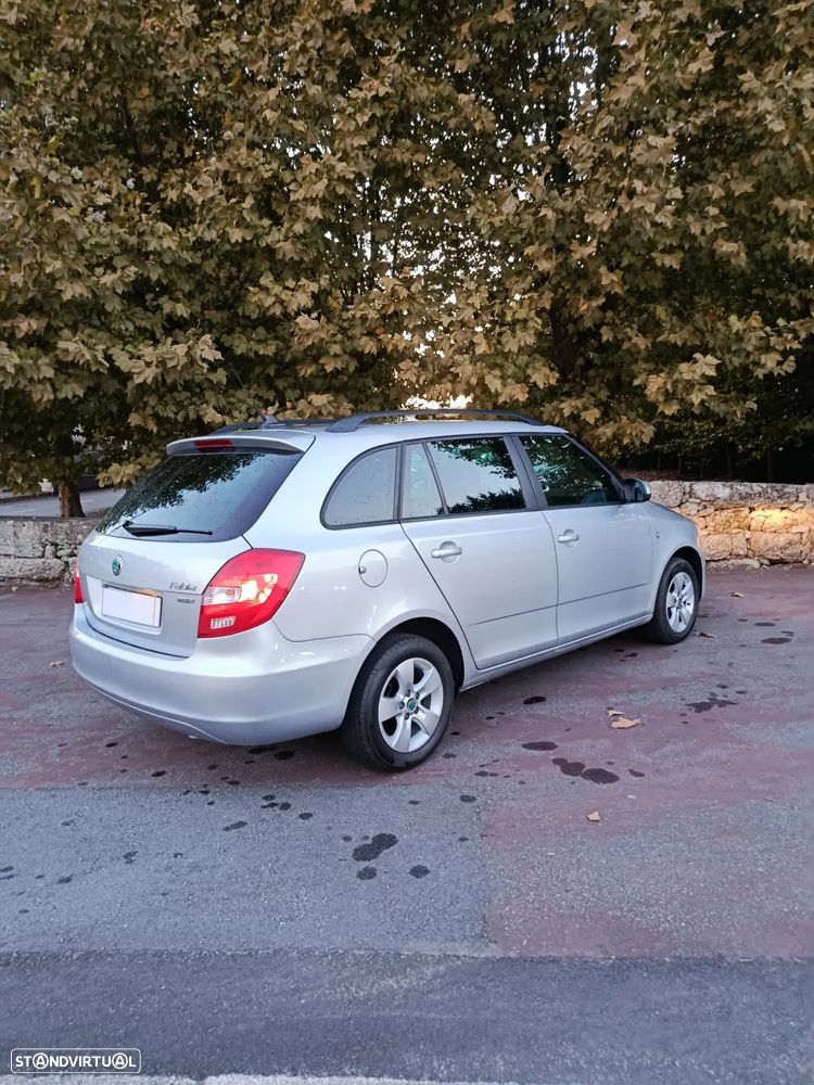 Skoda Fabia Break 1.2 TDi Style - 4
