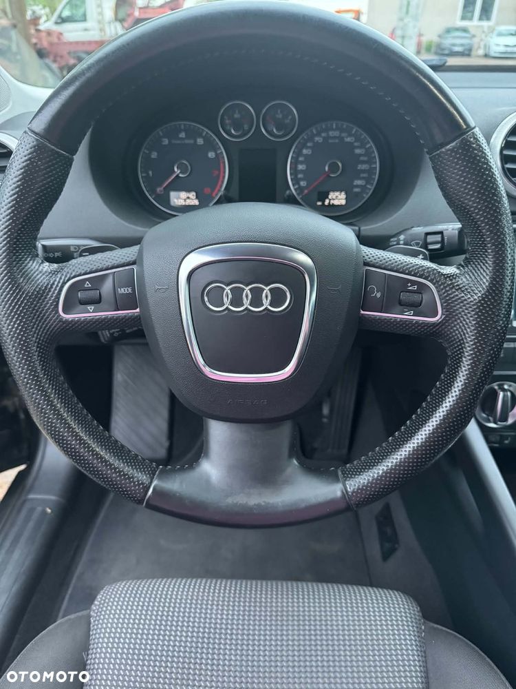 Audi A3 Sportback 1.2 TFSI S tronic S line Sportpaket - 6