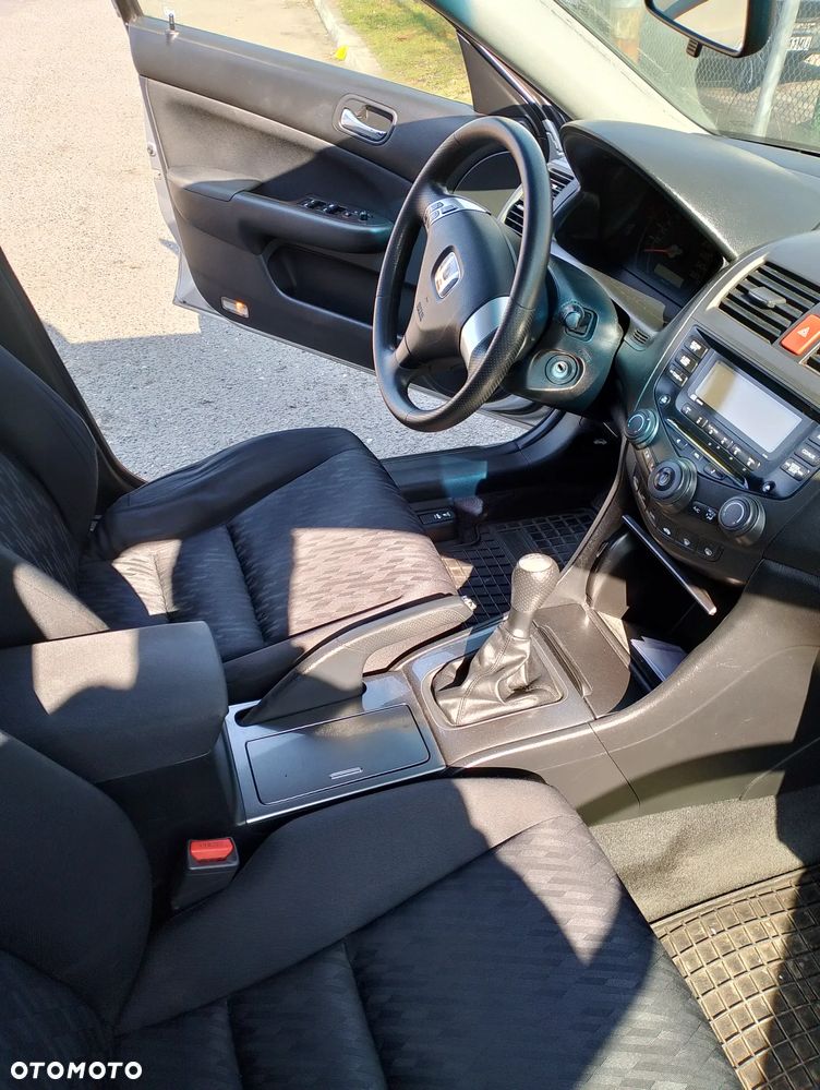 Honda Accord 2.0 i Comfort - 3