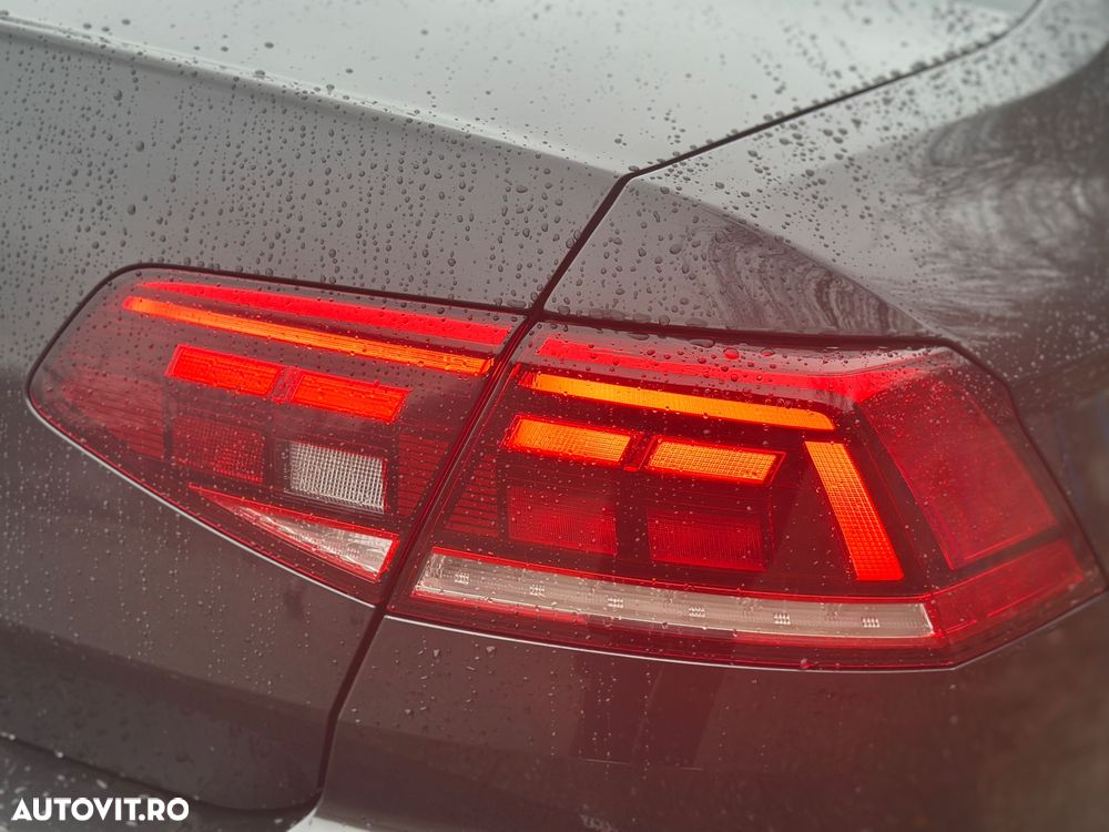 Volkswagen Passat - 8