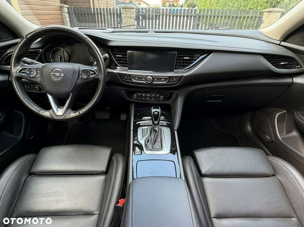 Opel Insignia - 13