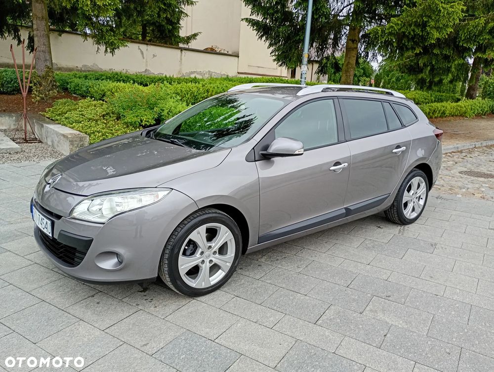 Renault Megane dCi 130 FAP Dynamique - 8