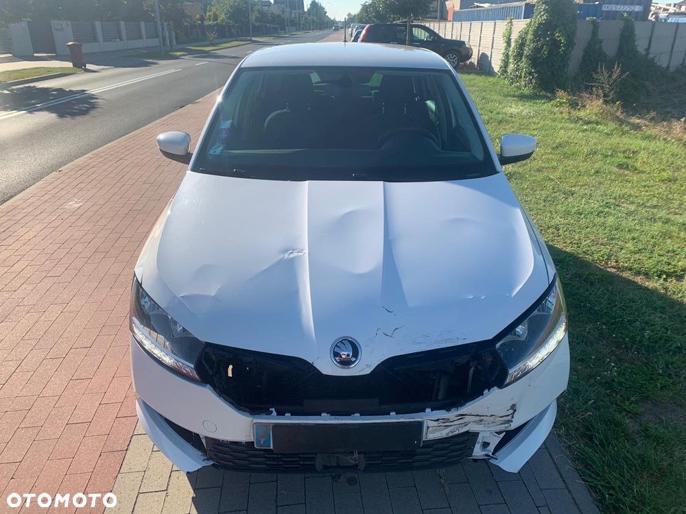 Skoda Fabia 1.0 Clever - 10