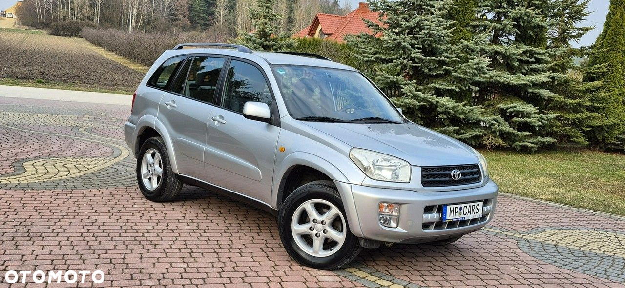 Toyota RAV4 2.0 VVT-i 4x4 - 2