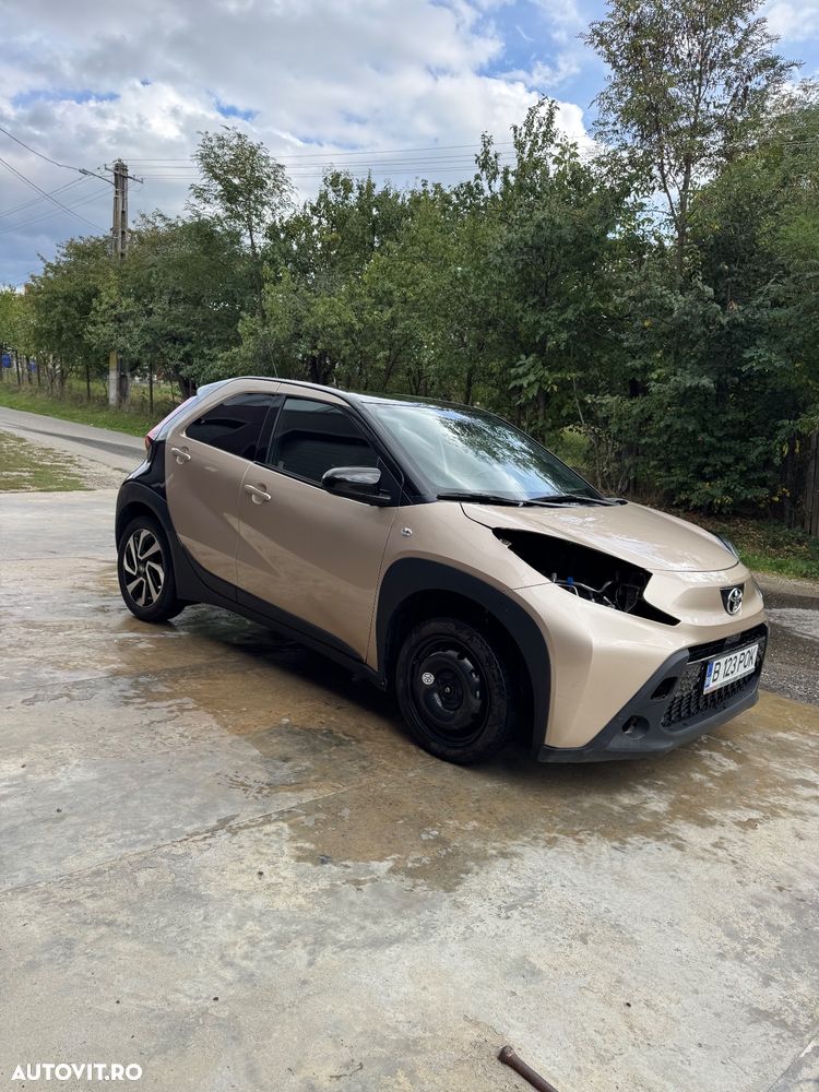 Toyota Aygo X 1.0l CVT Exclusive - 10