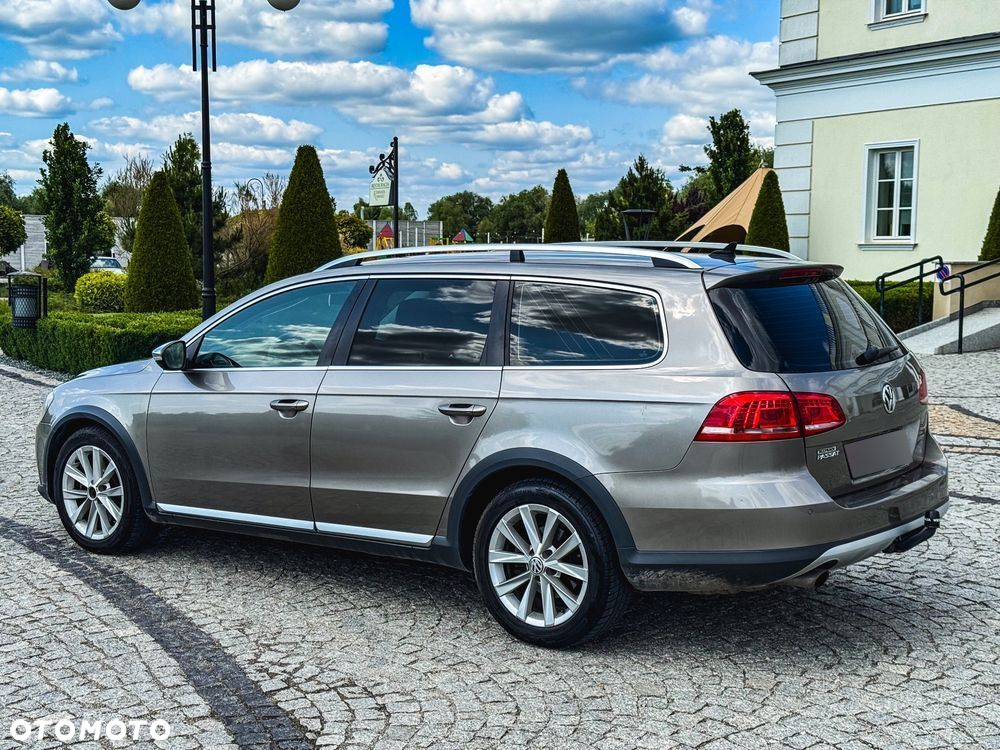 Volkswagen Passat Alltrack 2.0 TDI 4Mot DSG - 3