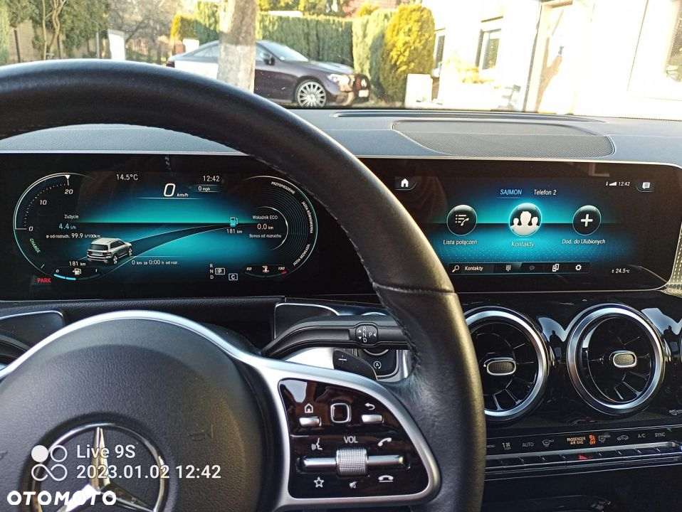 Mercedes-Benz GLB 250 4-Matic 8G-DCT - 11