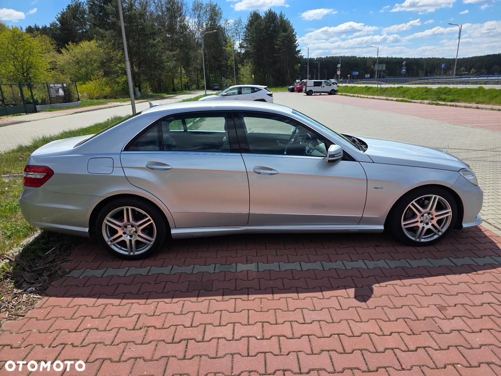Mercedes-Benz Klasa E 250 CDI DPF BlueEFFICIENCY Avantgarde - 4