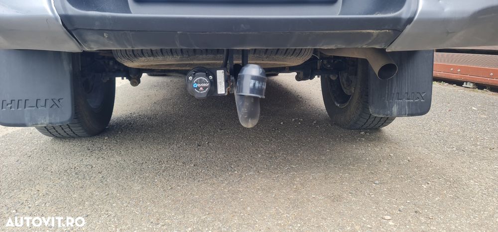 Toyota Hilux 2.8D 204CP 4x4 Double Cab AT Invincible - 4