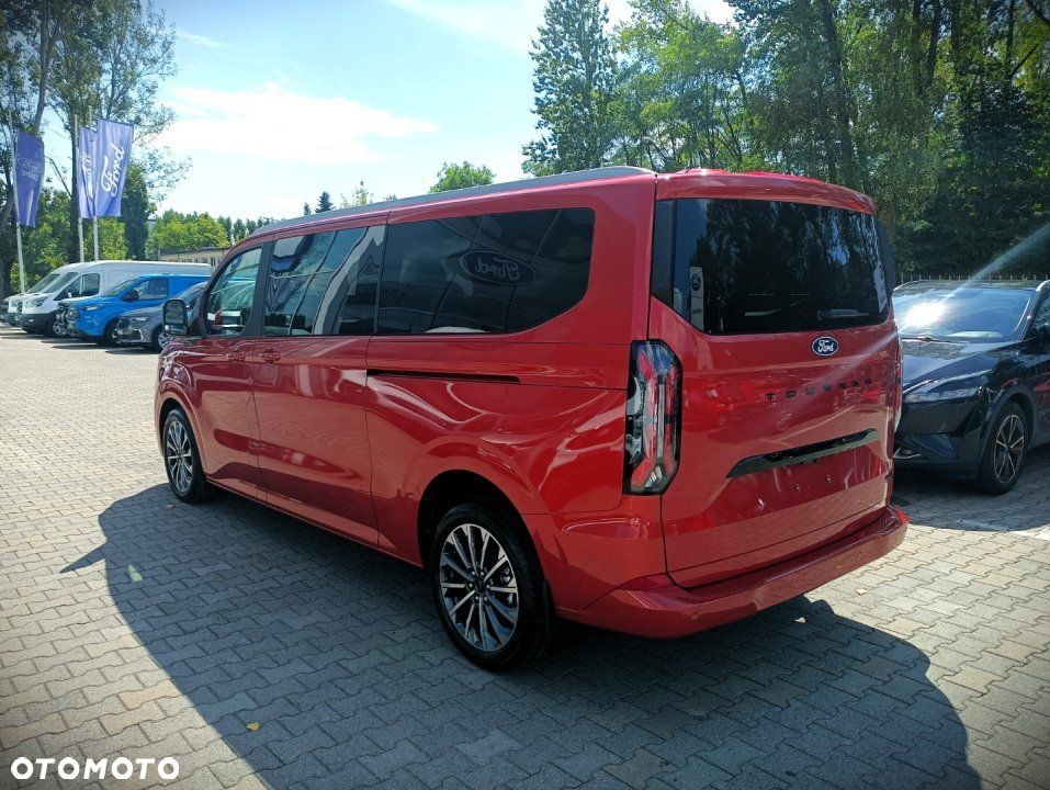 Ford Tourneo Custom - 3