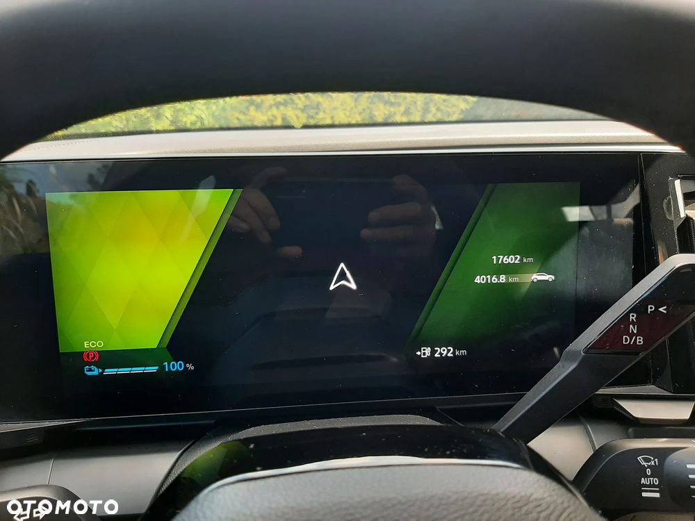Renault Megane EV40 Techno - 16