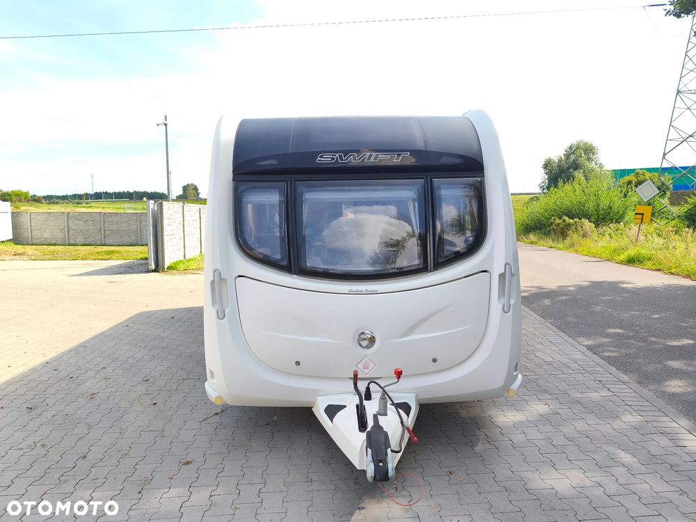 SWIFT CONQUEROR 565 - 2