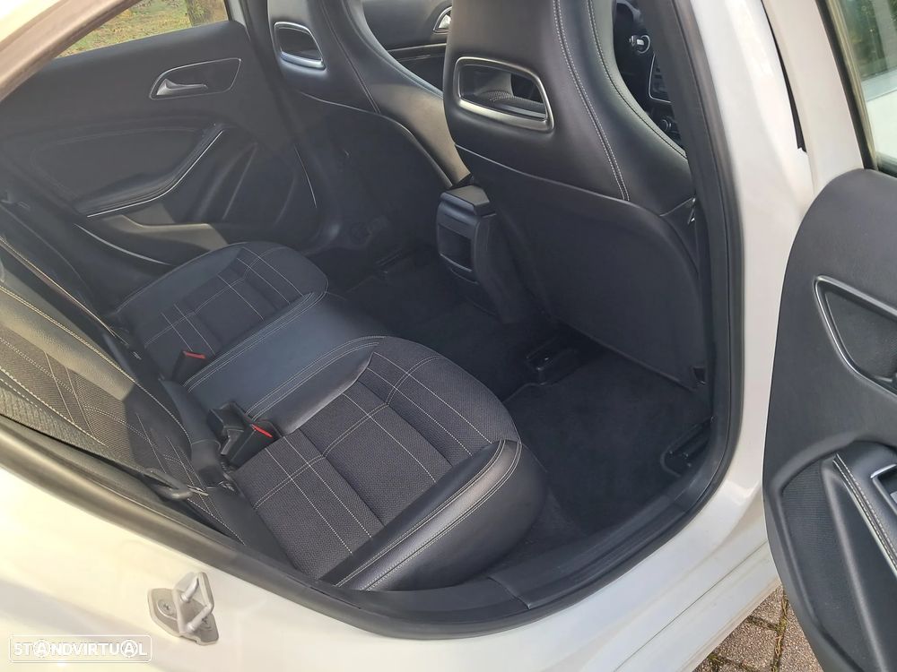 Mercedes-Benz A 180 CDI BE Urban - 13