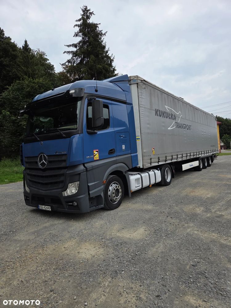 Mercedes-Benz ACTROS - 3