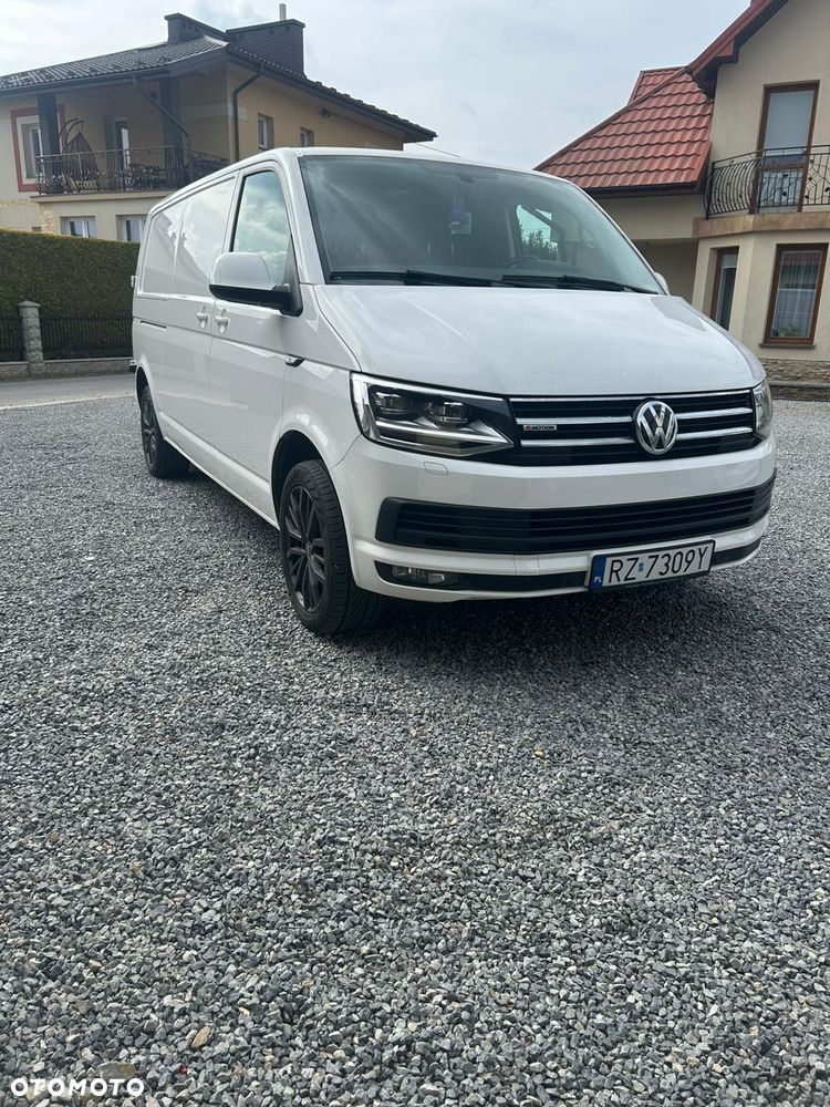 Volkswagen Transporter - 1