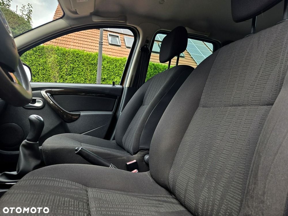 Dacia Duster 1.6 Ambiance - 10