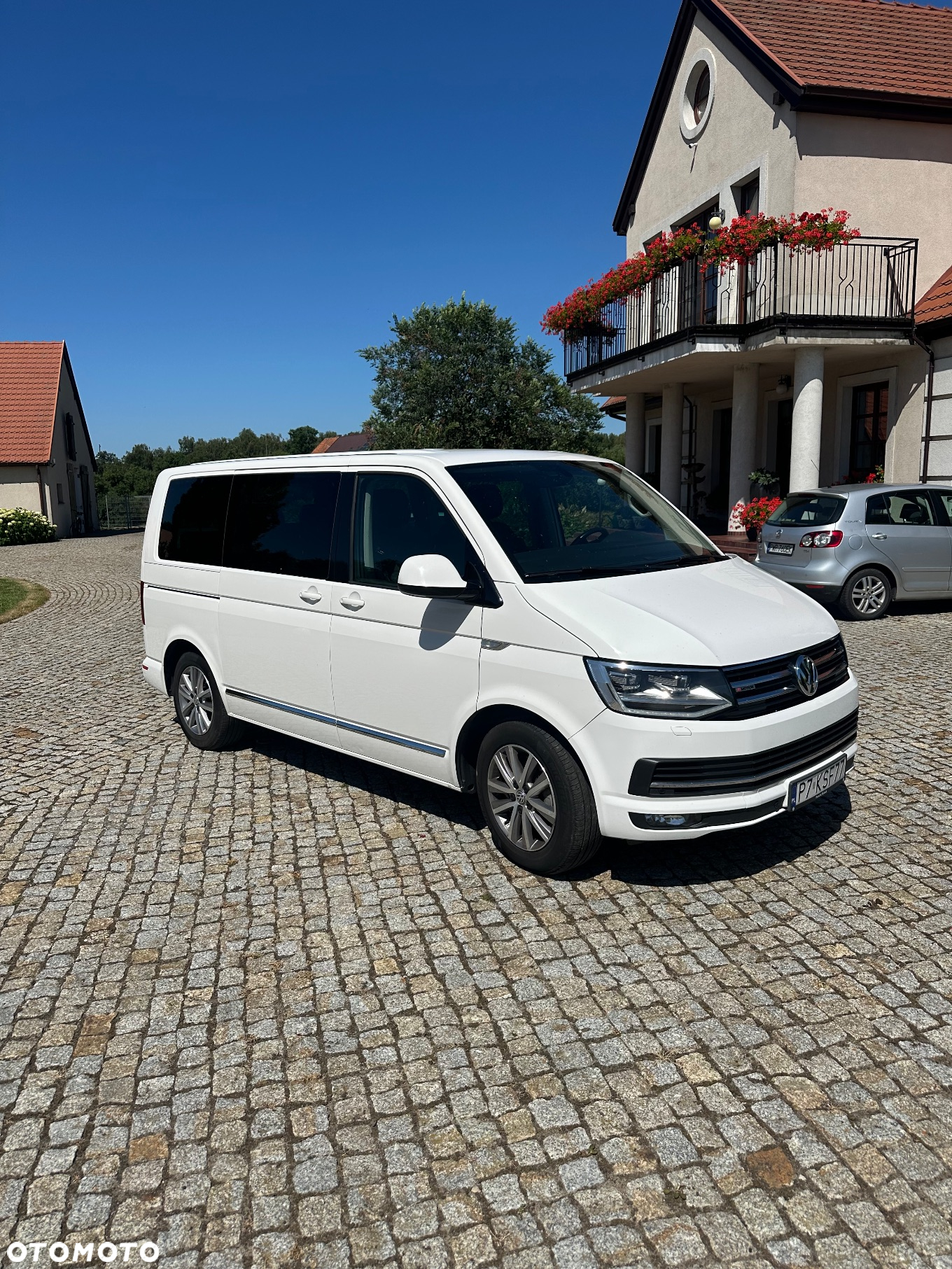 Volkswagen Multivan 2.0 BiTDI L1 Comfortline 4Motion DSG - 2
