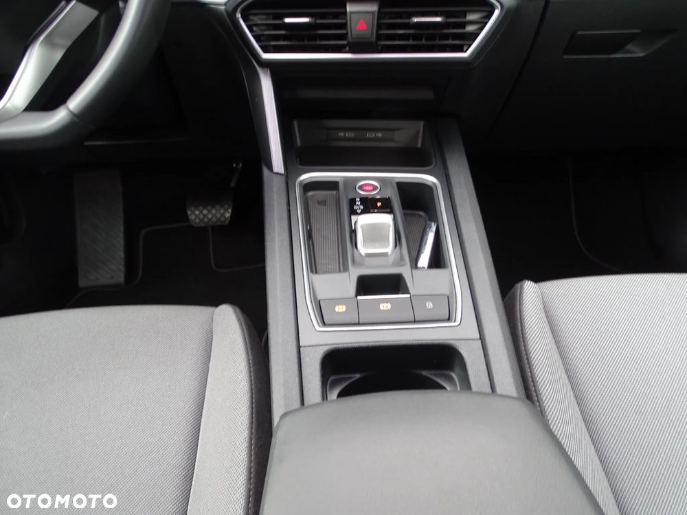 Seat Leon 1.5 eTSI Full LED DSG - 19