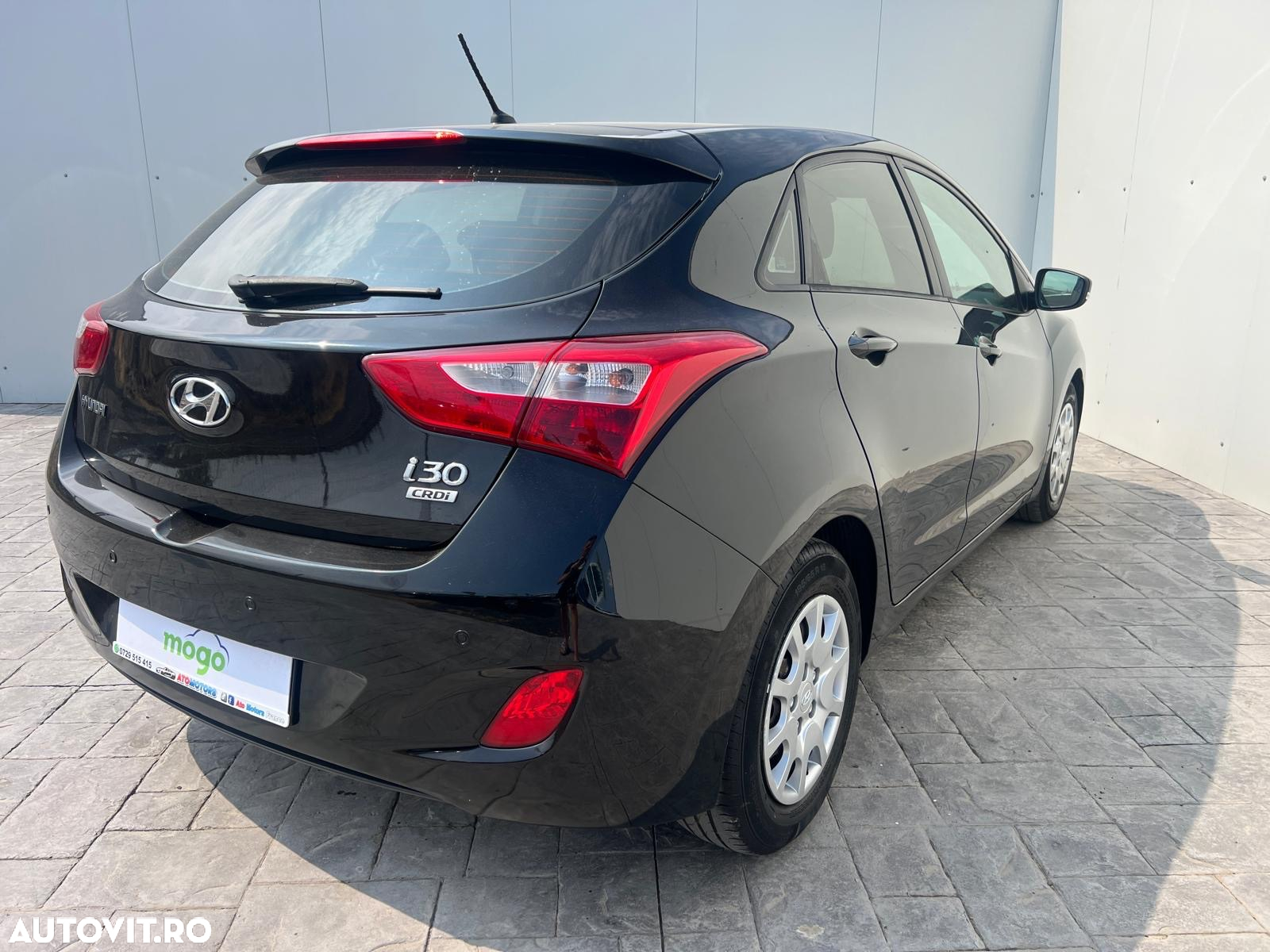 Hyundai i30 1.6 CRDI Automatik Trend - 17