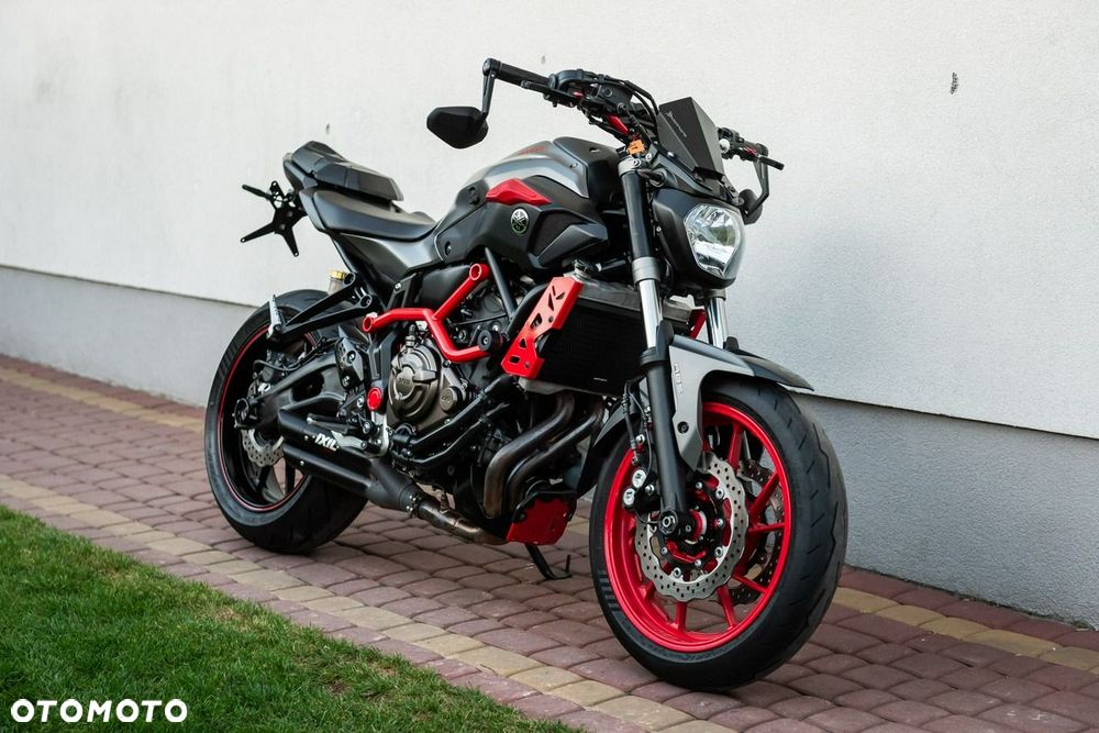 Yamaha MT - 1