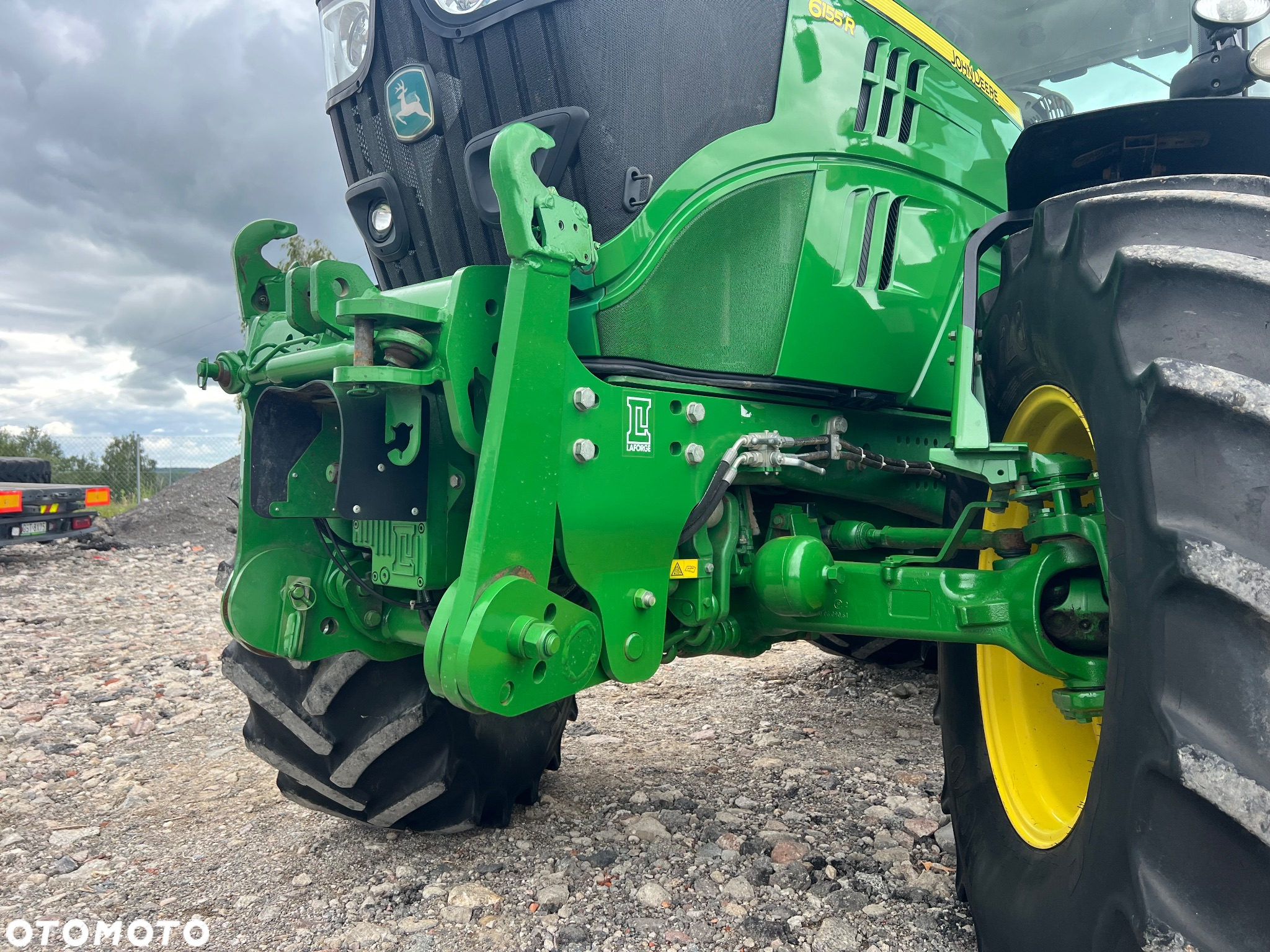 John Deere 6155R - 4