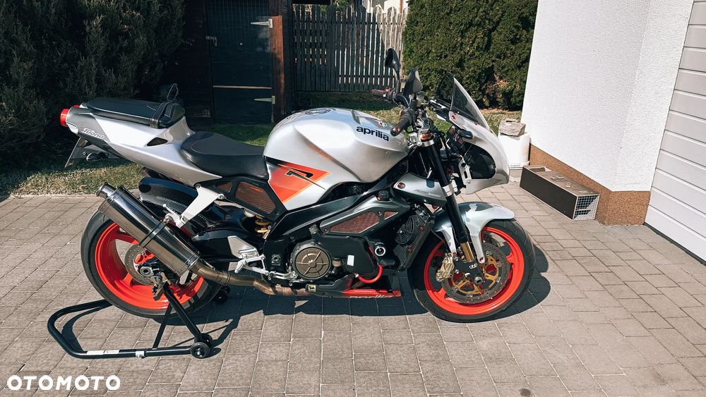 Aprilia Tuono - 3