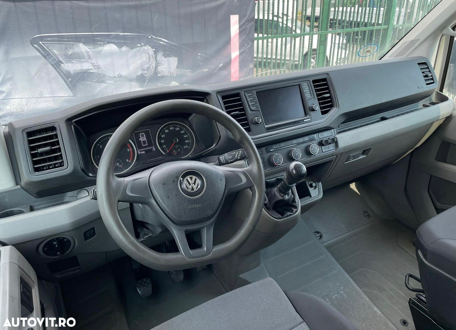 Volkswagen Crafter DOKA 6 LOCURI - 27