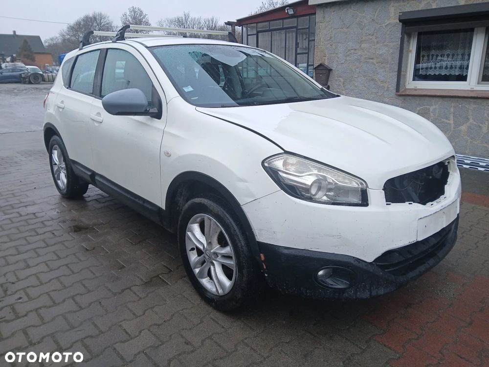 Nissan Qashqai 2.0 dCi 4x4 Tekna - 2