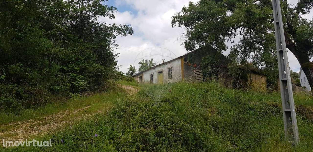 Moradia T2 para venda - Grande imagem: 2/8