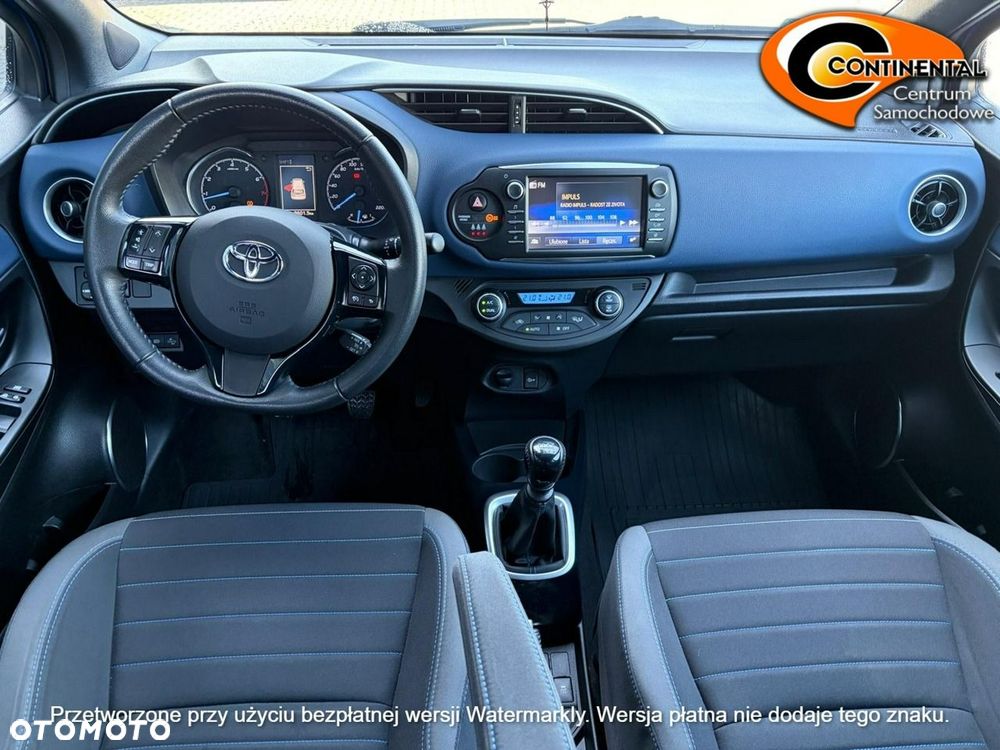 Toyota Yaris - 10