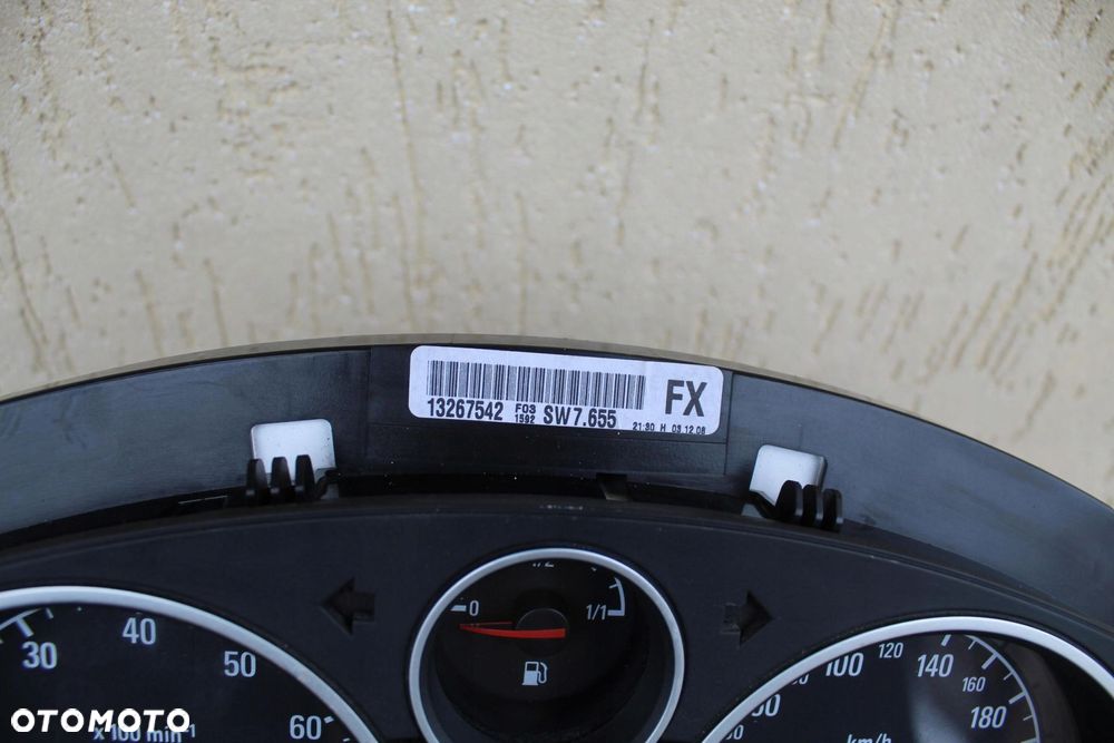 LICZNIK OPEL ASTRA H 13267542 - 4