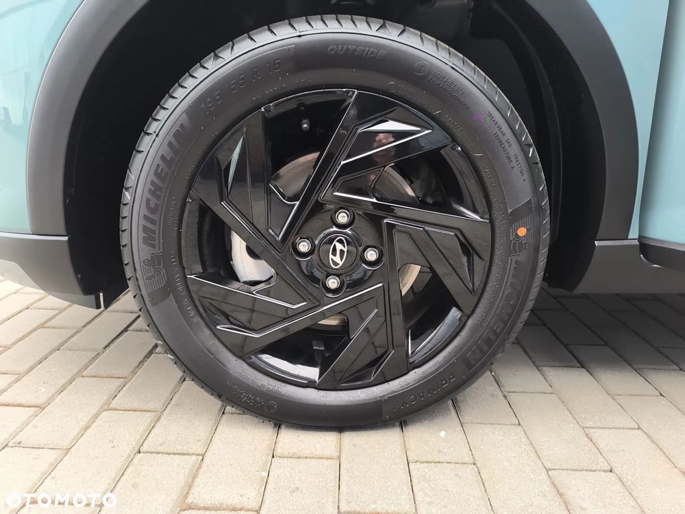 Hyundai Bayon 1.0 T-GDI Smart Black - 18