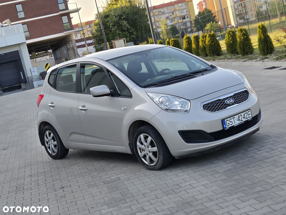 Kia Venga 1.4 CRDi L - 2
