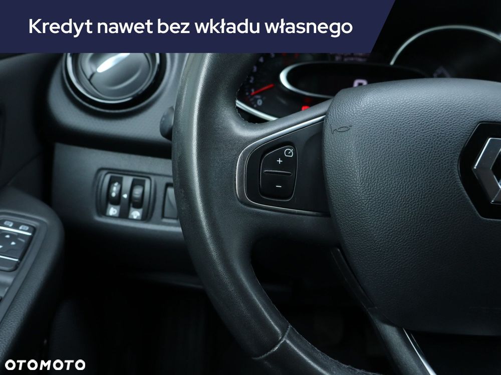 Renault Clio - 23