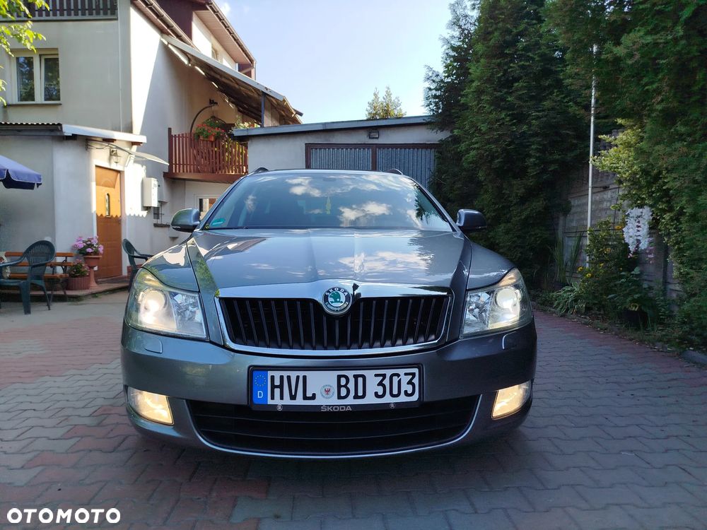 Skoda Octavia 1.6 TDI DPF FAMILY - 12
