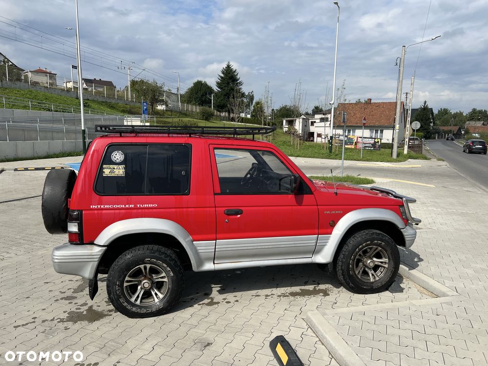 Mitsubishi Pajero - 3