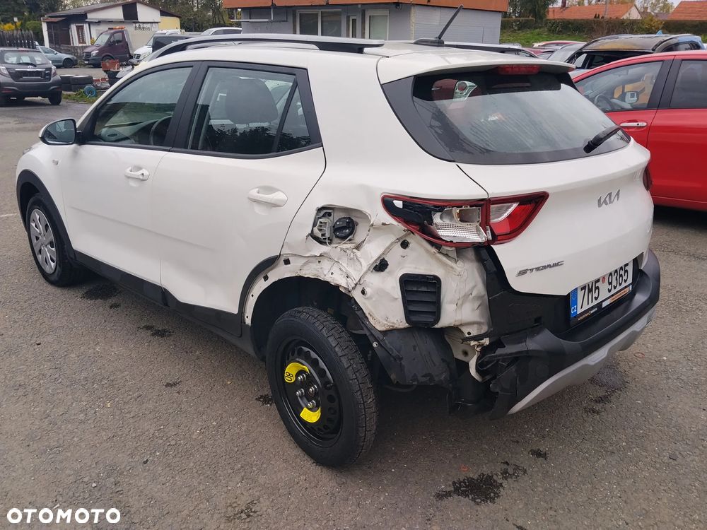 Kia Stonic - 3