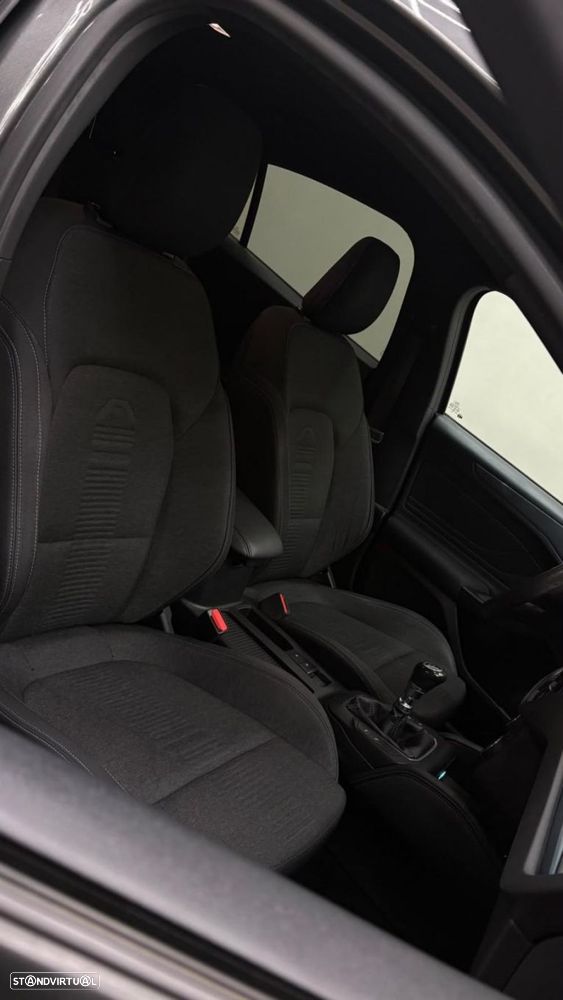 Ford Focus 1.0 EcoBoost Active - 30