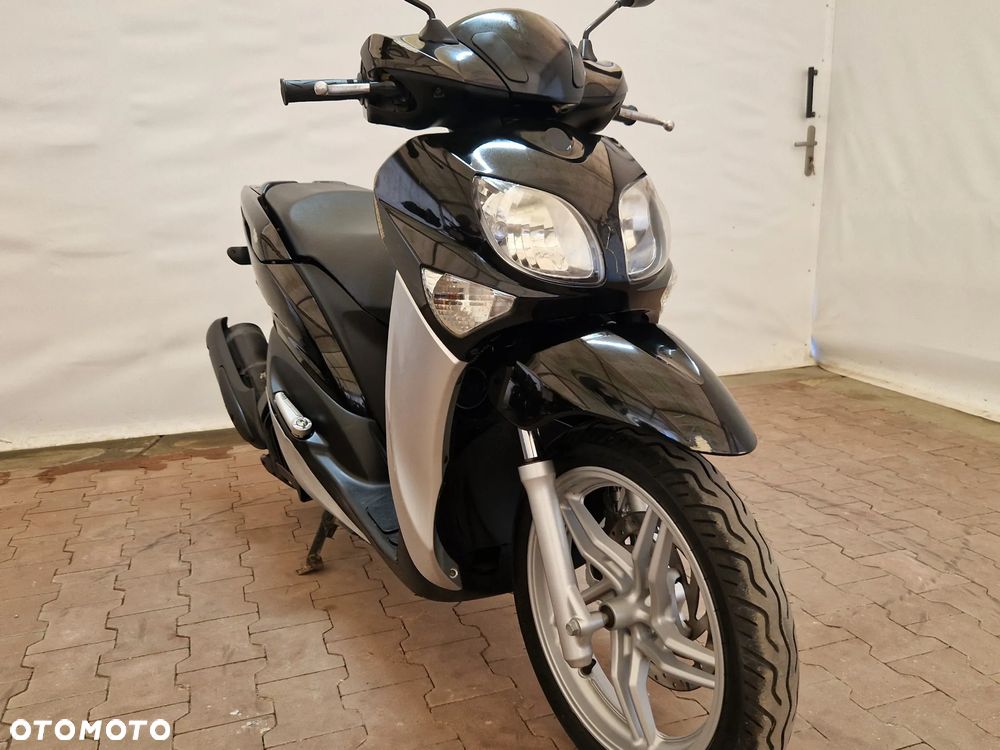 Yamaha X-max - 10