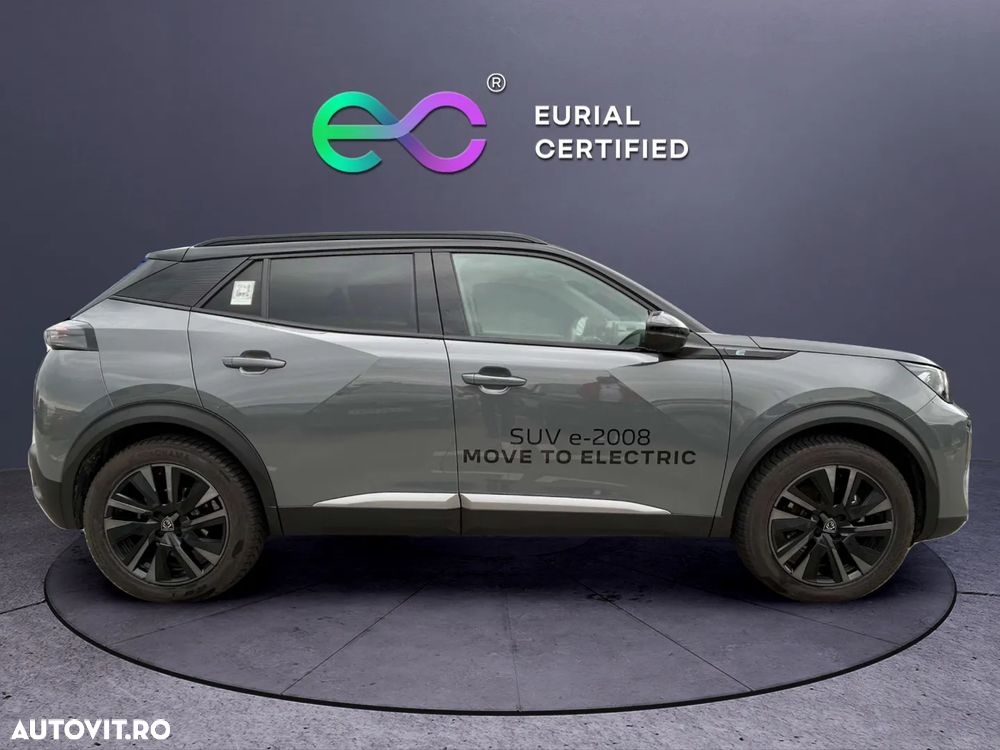 Peugeot 2008 e-2008 54 kWh GT - 4