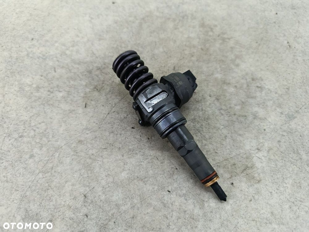 POMPOWTRYSK SKODA OCTAVIA II 038130073AG 0414720215  BOSCH 1.9 TDI - 8