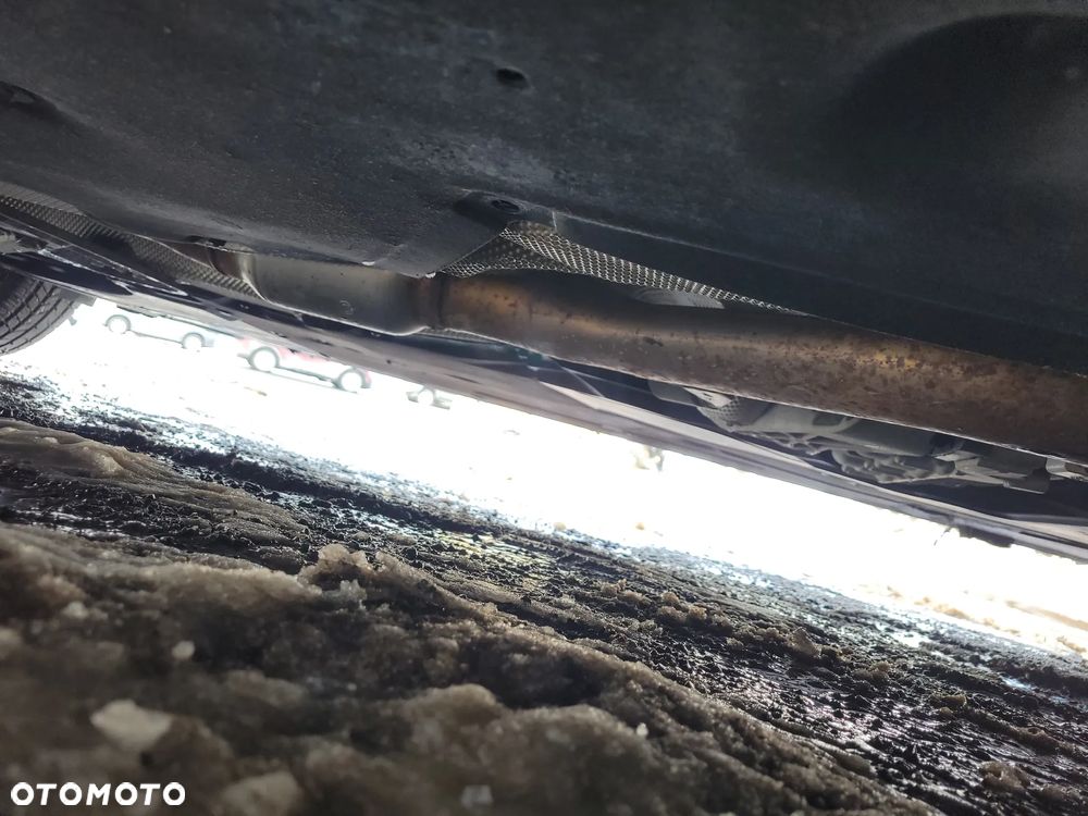 BMW 3GT 335i xDrive Sport-Aut - 16