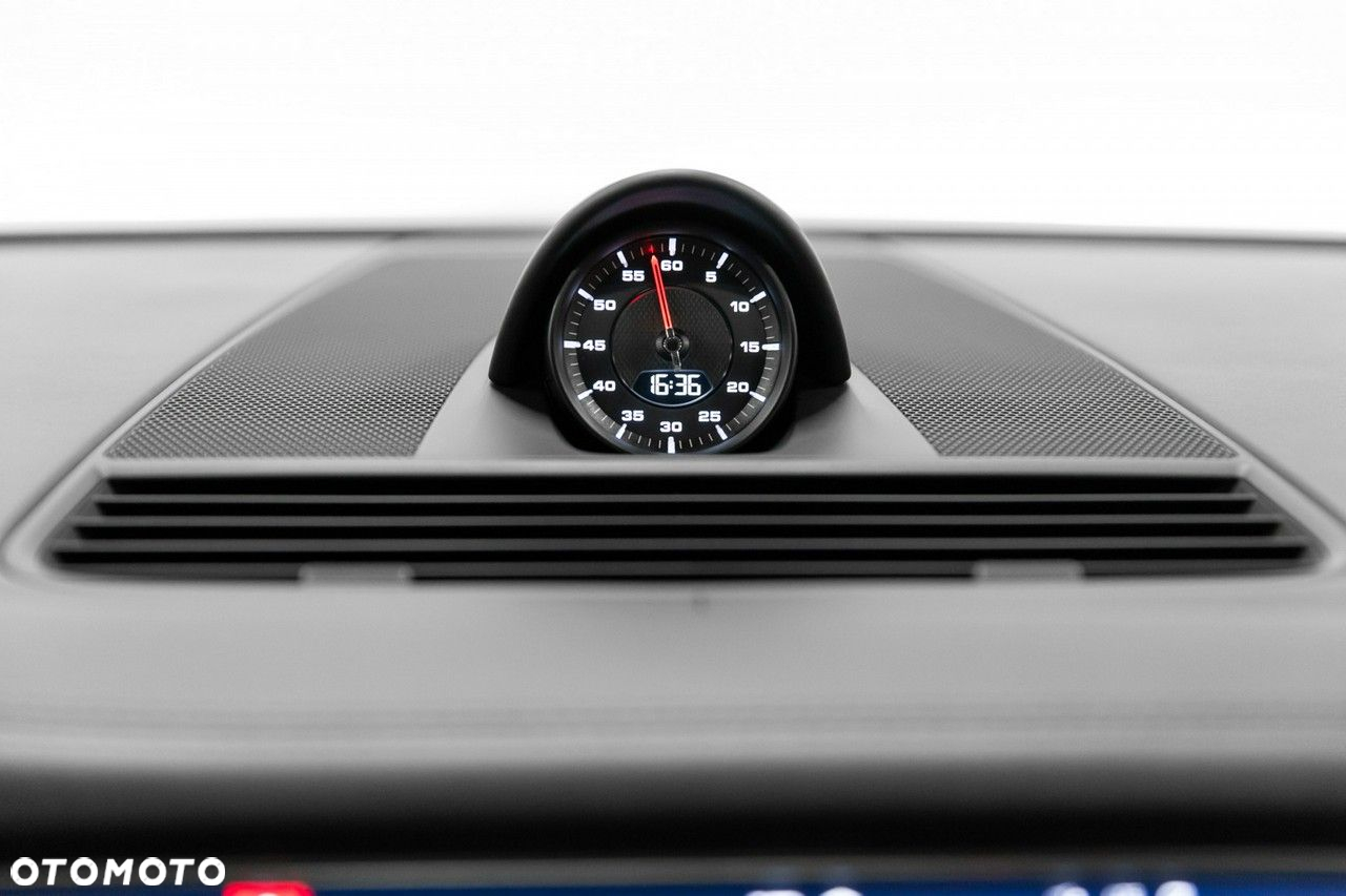 Porsche Panamera - 28