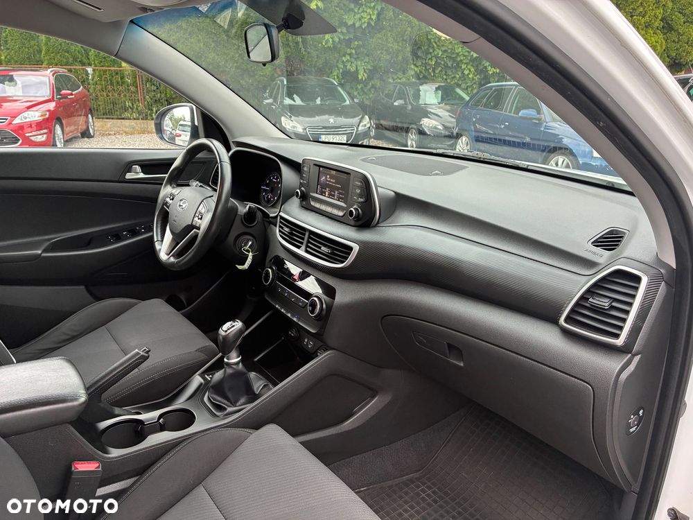 Hyundai Tucson 1.6 GDI BlueDrive Classic 2WD - 11
