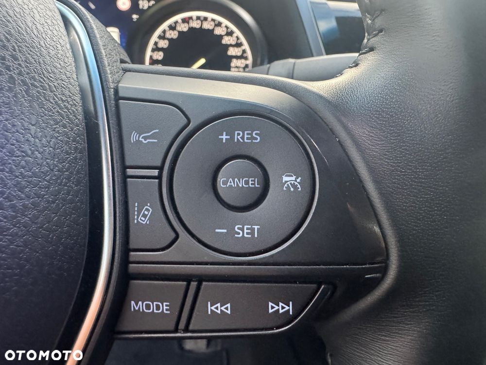 Toyota Camry 2.5 Hybrid Comfort CVT - 17