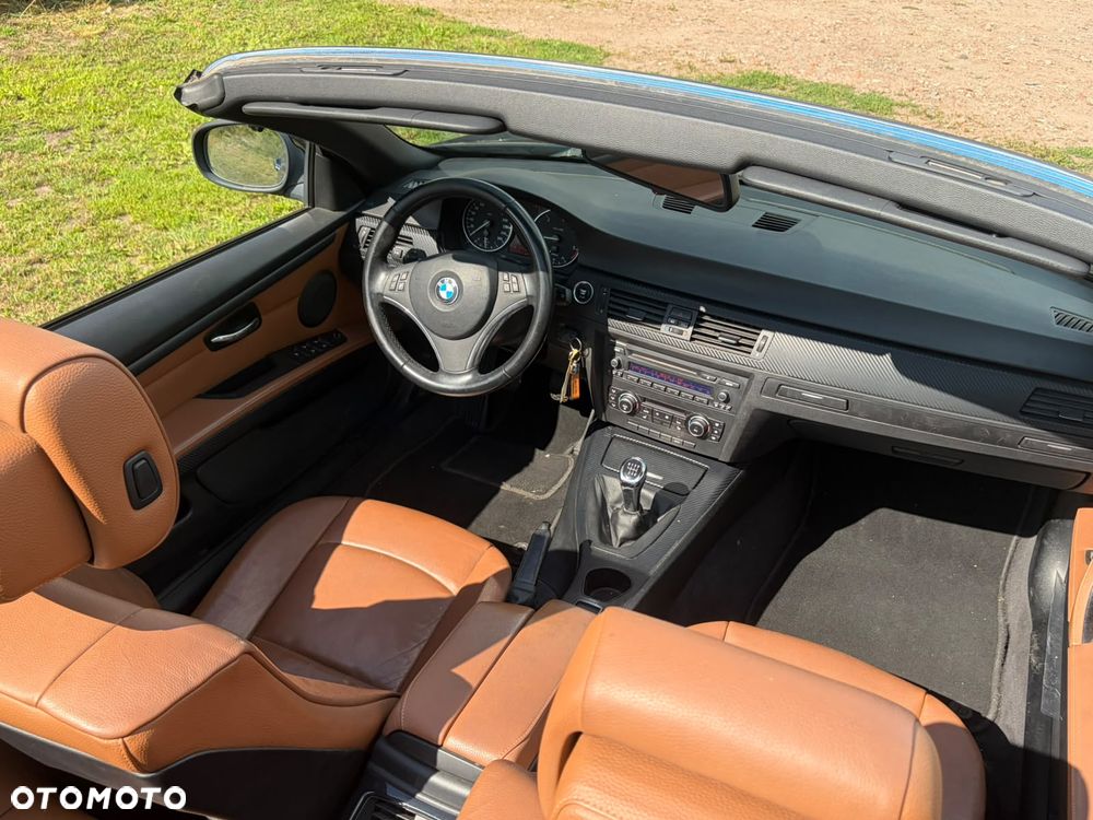 BMW Seria 3 320d - 14