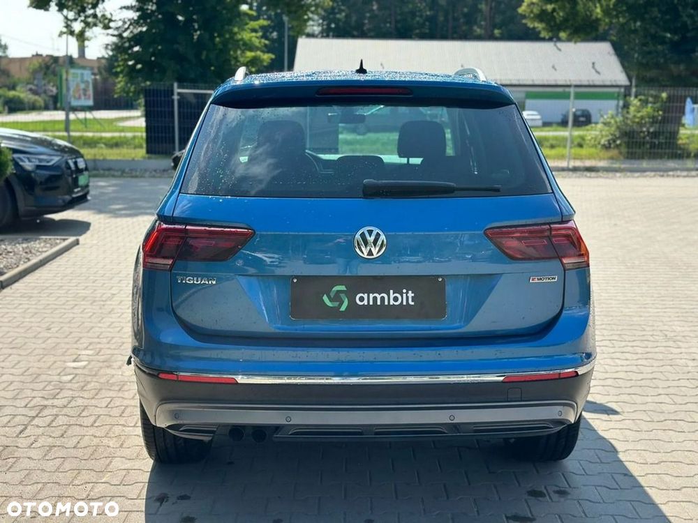 Volkswagen Tiguan - 8