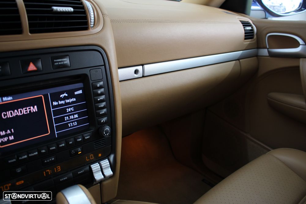 Porsche Cayenne Tiptronic - 41